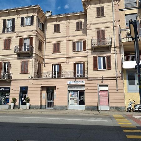 Casa Boutique Apartment Ivrea Exterior foto